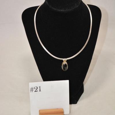925 Sterling Omega Chain w/ 925 Onyx Pendant 17" 28.1g