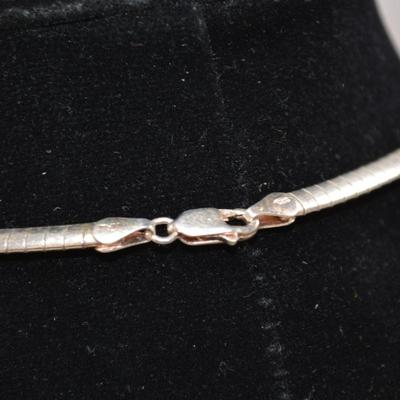 925 Sterling Omega Chain w/ 925 Onyx Pendant 17" 28.1g
