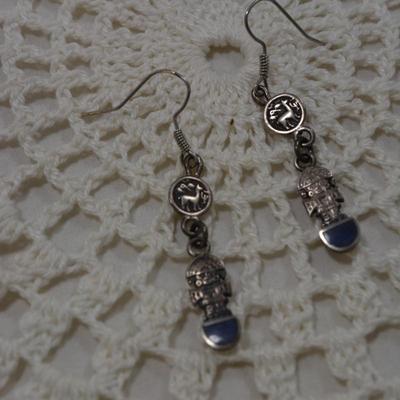 925 Sterling and Lapis Incan Figure Drop Earrings 4.0g