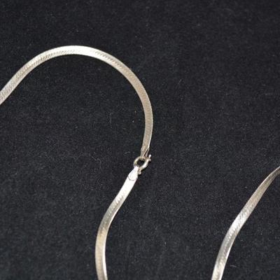 925 Sterling Chain w/ Mother of Pearl Pendant 24" 19.5g