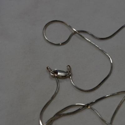 925 Sterling Chain w/ 925 Lavender Glass Pendant 22"