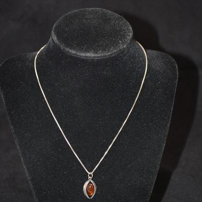 925 Sterling Cube Chain 16" w/ 925 Amber Pendant 4.1g