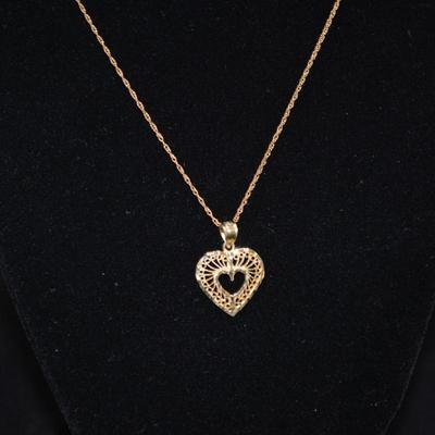 Delicate 14K Gold Chain 16" w/ 14K Heart Pendant 2.1g