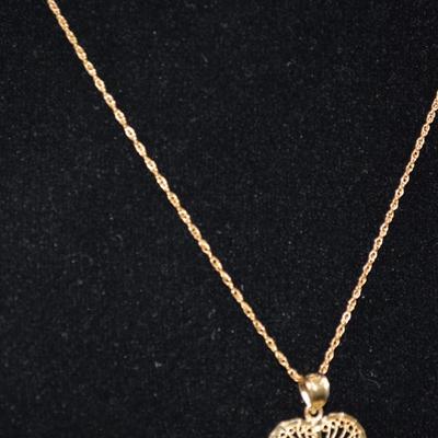 Delicate 14K Gold Chain 16" w/ 14K Heart Pendant 2.1g