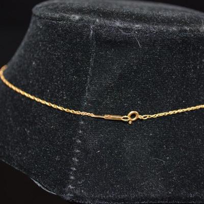 Delicate 14K Gold Chain 16" w/ 14K Heart Pendant 2.1g