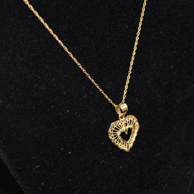Delicate 14K Gold Chain 16" w/ 14K Heart Pendant 2.1g