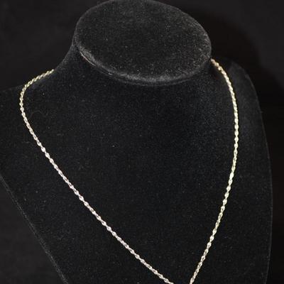 925 Sterling Pendant w/ Marcasite & Pearl on 925 Chain 18" 6.1g