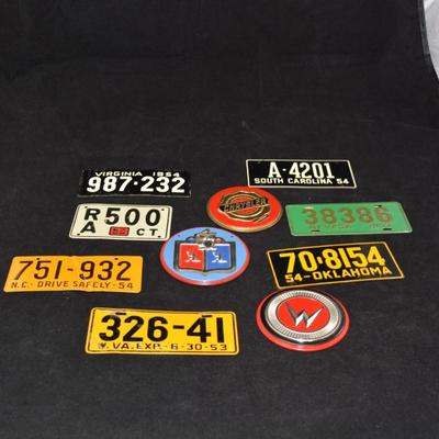 Lot of Vintage Mini License Plates & Badges