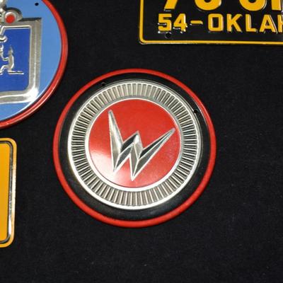 Lot of Vintage Mini License Plates & Badges