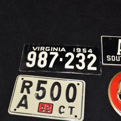 Lot of Vintage Mini License Plates & Badges