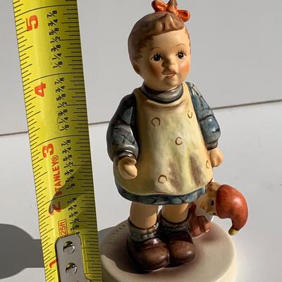 1991 Goebel Hummel Figurine Imagination