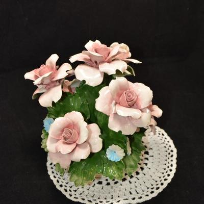 Delicate Capodimonte Rose Bouquet AS IS 9"x9"