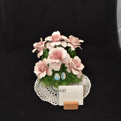 Delicate Capodimonte Rose Bouquet AS IS 9"x9"