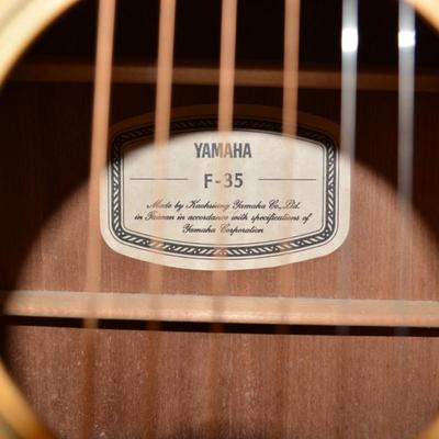 F-35 Yamaha Acoustic Guitar w/ Hard Case 43"x18"