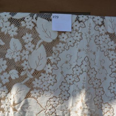 Vintage Quaker Lace Table Cloth 110"x70"