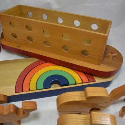 Hand Crafted Wooden Noah's Ark w/ Animals