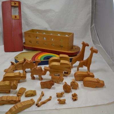 Hand Crafted Wooden Noah's Ark w/ Animals