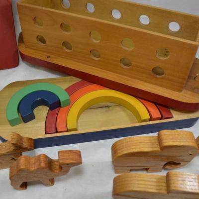 Hand Crafted Wooden Noah's Ark w/ Animals