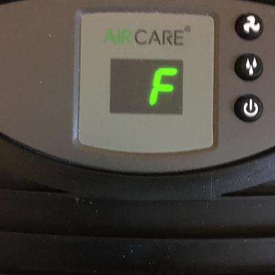 AIrCAre evaporative humidifier