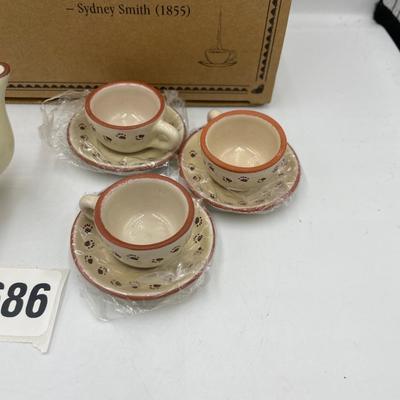 Boydâ€™s bear brewin tea set