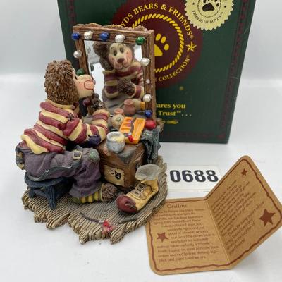 Boydâ€™s bear-bear w/reflection