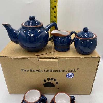 Boydâ€™s bear-star spangled tea set