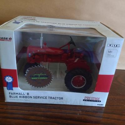 ERTL Farmall B Blue Ribbon Service Tractor Diecast Model in Original Box