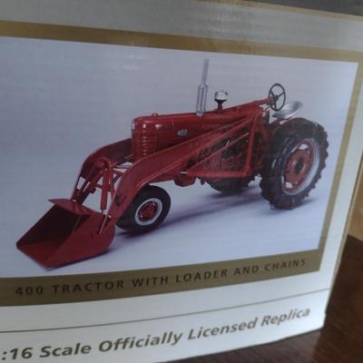 SpecCast IH Farmall 400 Tractor with Front End Loader and Chains Diecast Model with Original Box