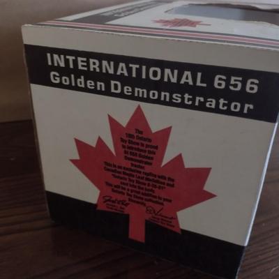 Diecast International 656 Golden Demonstrator in Original Box