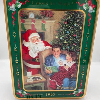 Oreo Christmas tin