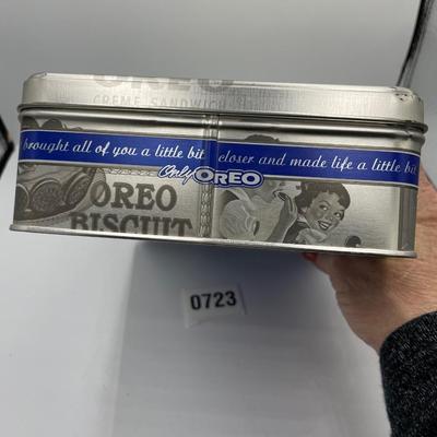 Oreo 20th century commemorative tin