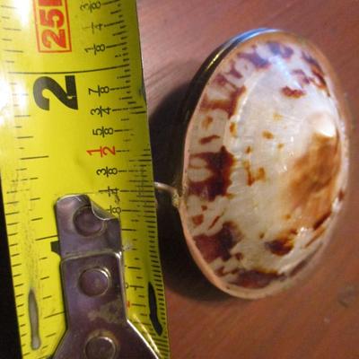 Vintage Handmade Shell Snuff Trinket Pill Box - B