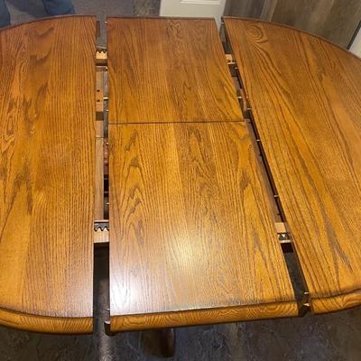 Beautiful Table and 2 Chairs