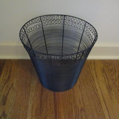 Metal Wire Waste Paper Basket - E