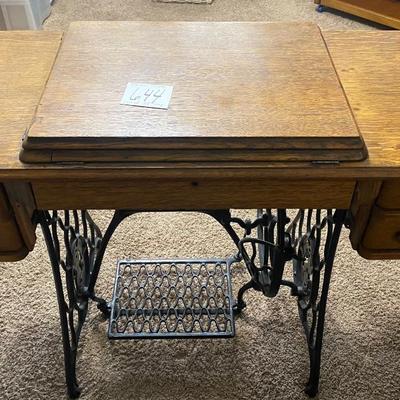 Vintage Singer Sewing Machine Cabinet