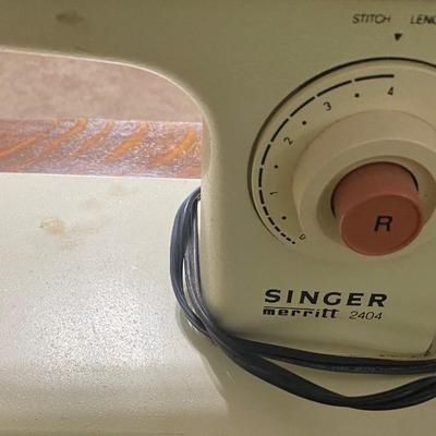 Vintage Singer Sewing Machine Cabinet