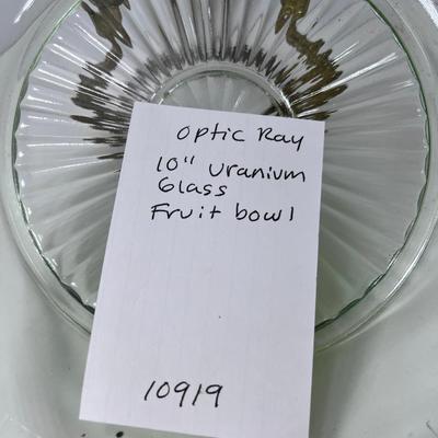 10" Optic ray Uranium Green Glow Glass fruit Bowl 1940s