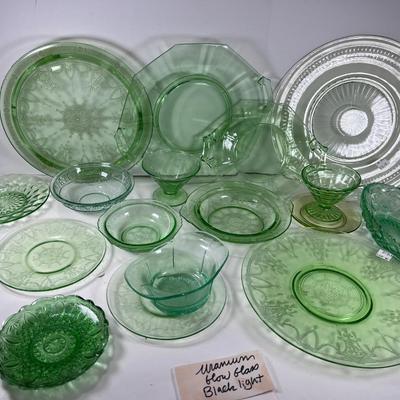 Large lot 17 pieces uranium Glow Glass, Plates, Bowls, Cake trays