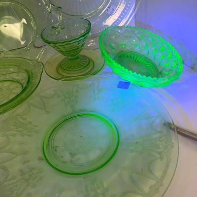 Large lot 17 pieces uranium Glow Glass, Plates, Bowls, Cake trays