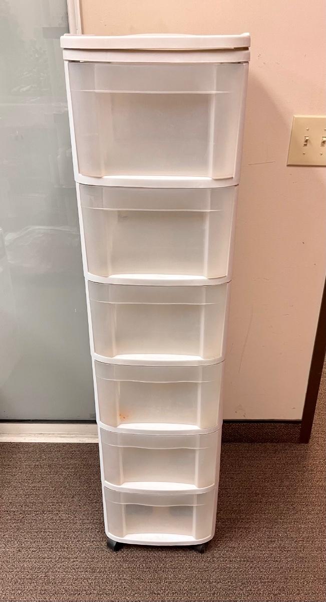 Sterilite 6Drawer Storage Unit on Wheels