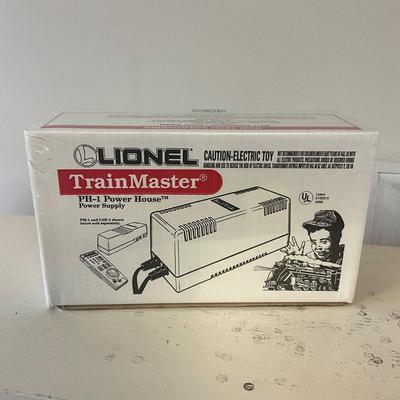 US1786 New Sealed in Box Lionel Train Master PH-1 Power House