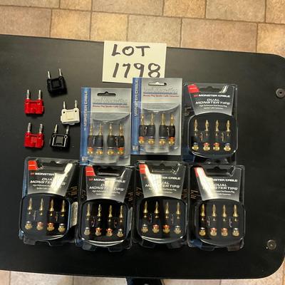 US1798 Large lot of Monster Cable Dual Tips