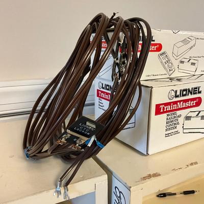 US1800 Lionel Train Master Remote Control System with Lock on Wire