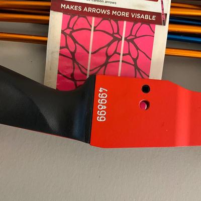 US1807 Genesis Red Compound Bow with Arrows