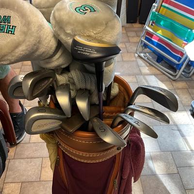 US1817 Ladies Set of Golf Clubs Rt Hand