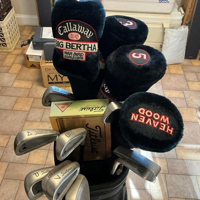 1818 Set of Mens Right Hand Callaway Golf Clubs