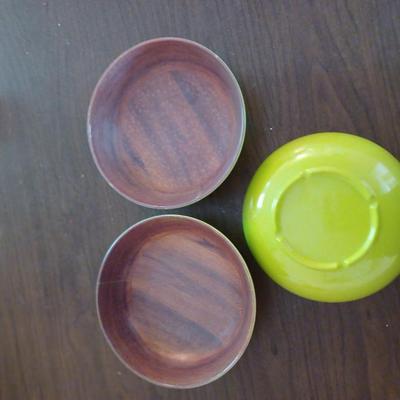 4 MCM lime green/wood bowls