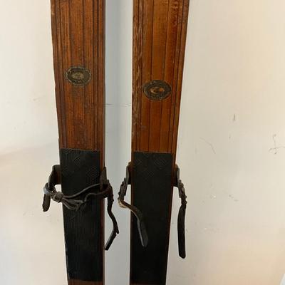1826 Antique Northland Wooden Skis Made in USA