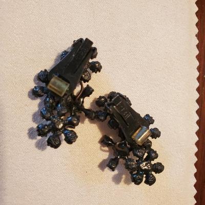 Hobe` Vintage costume earrings