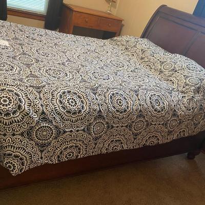 Aspenhome Full Size Sled Bed Frame